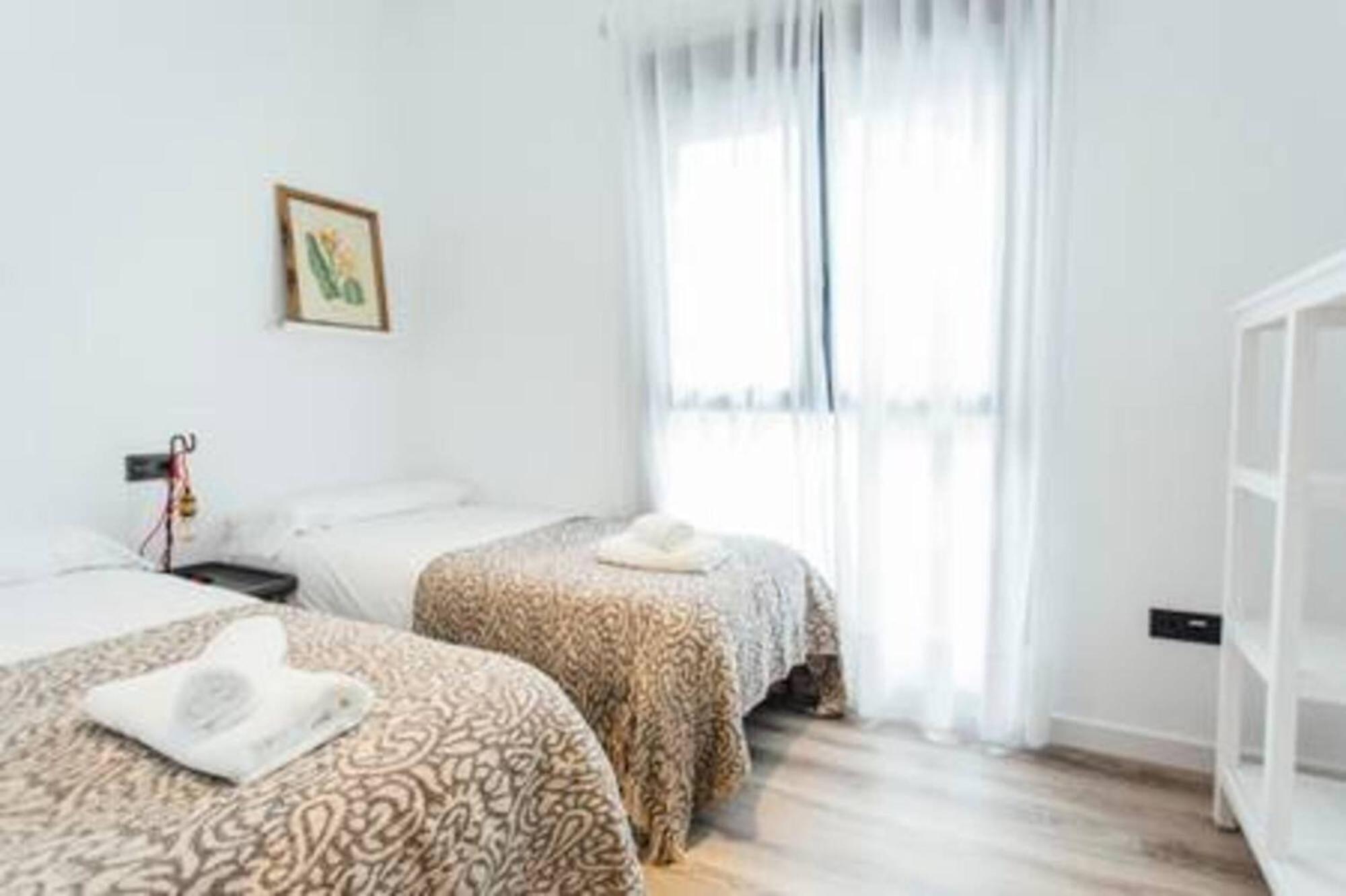 Cozy And Functional- 2Bd 1Bth - Alfalfa เซบีญา ภายนอก รูปภาพ
